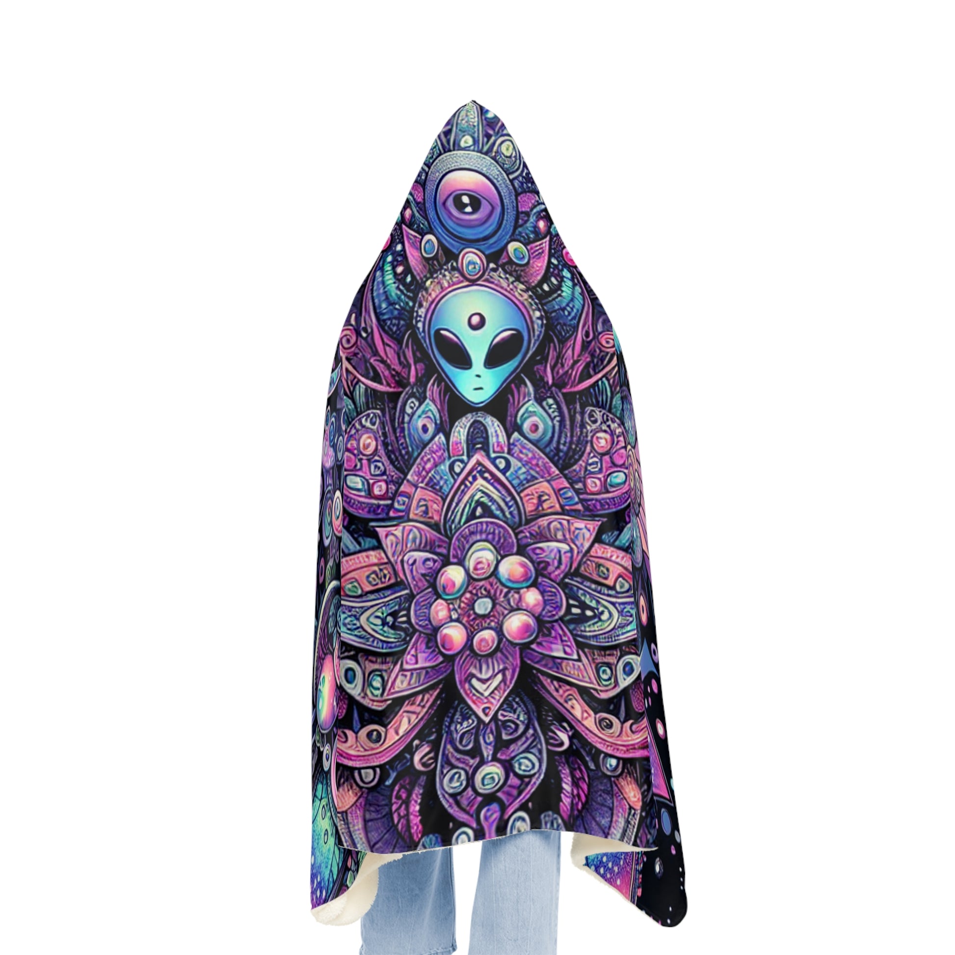 Alien Mandala Hooded Blanket – Trippy Comfort for Cosmic Souls