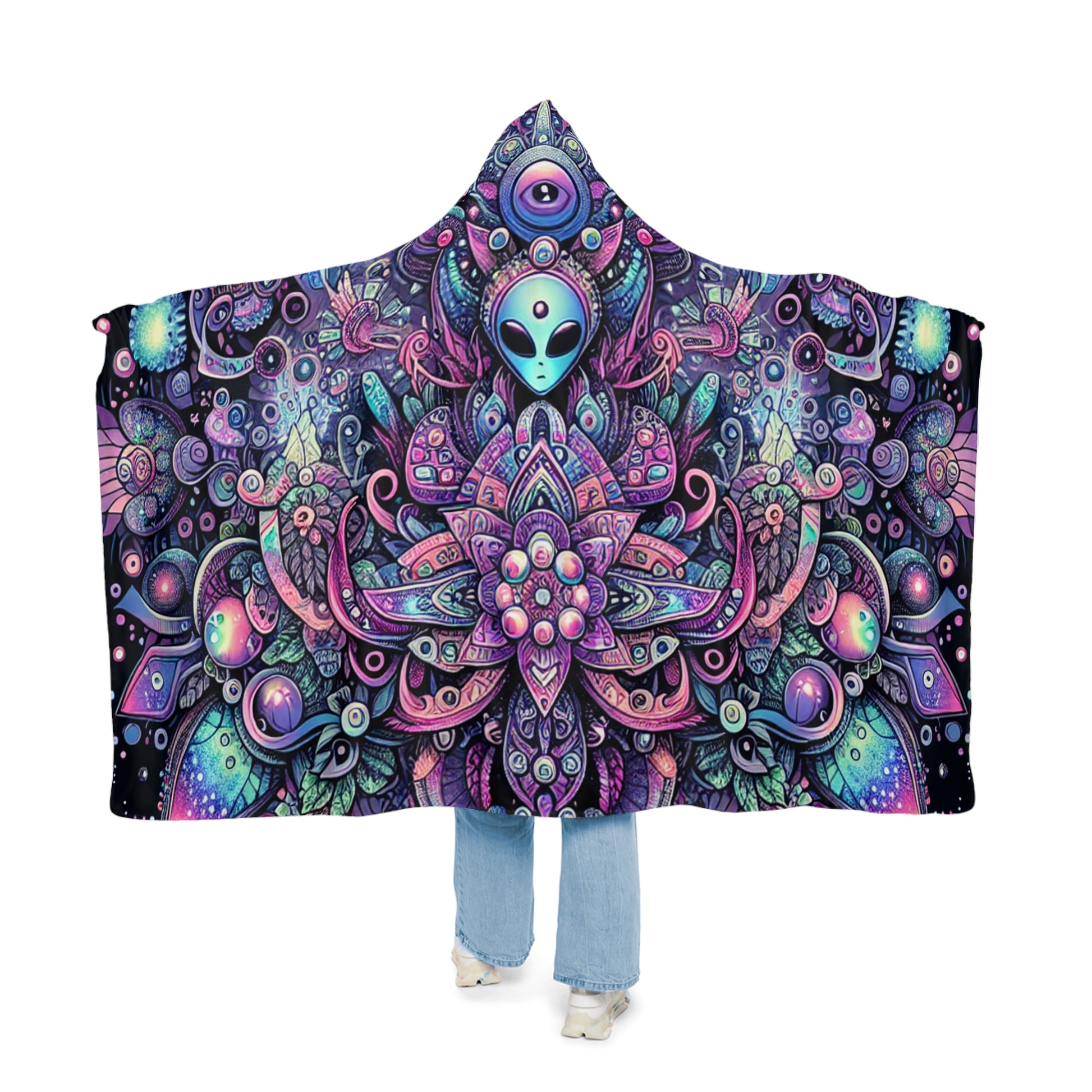 Alien Mandala Hooded Blanket – Trippy Comfort for Cosmic Souls